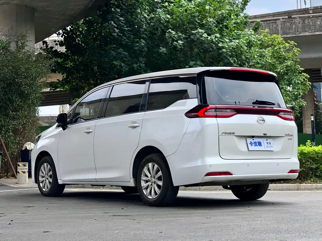 GAC Motor Trumpchi M6 2023 — фото 7