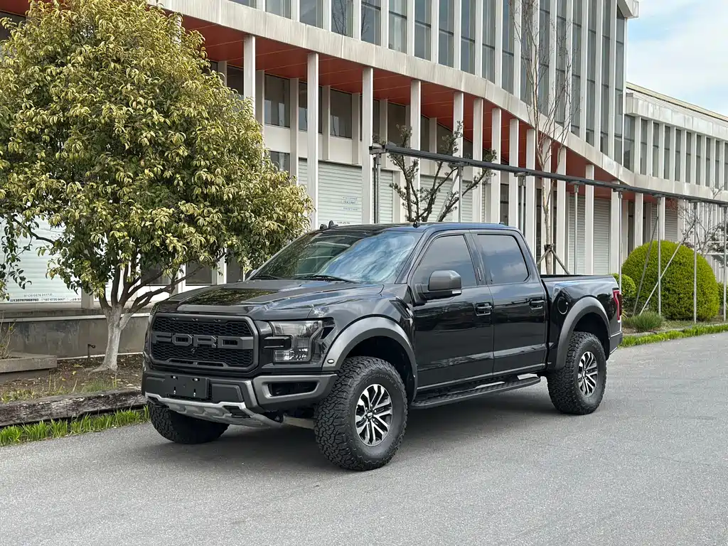 Ford F-150 Raptor 2020