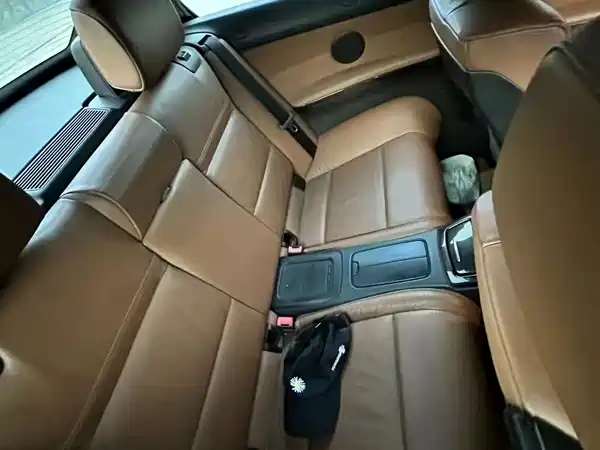 BMW 3 Series 2011
