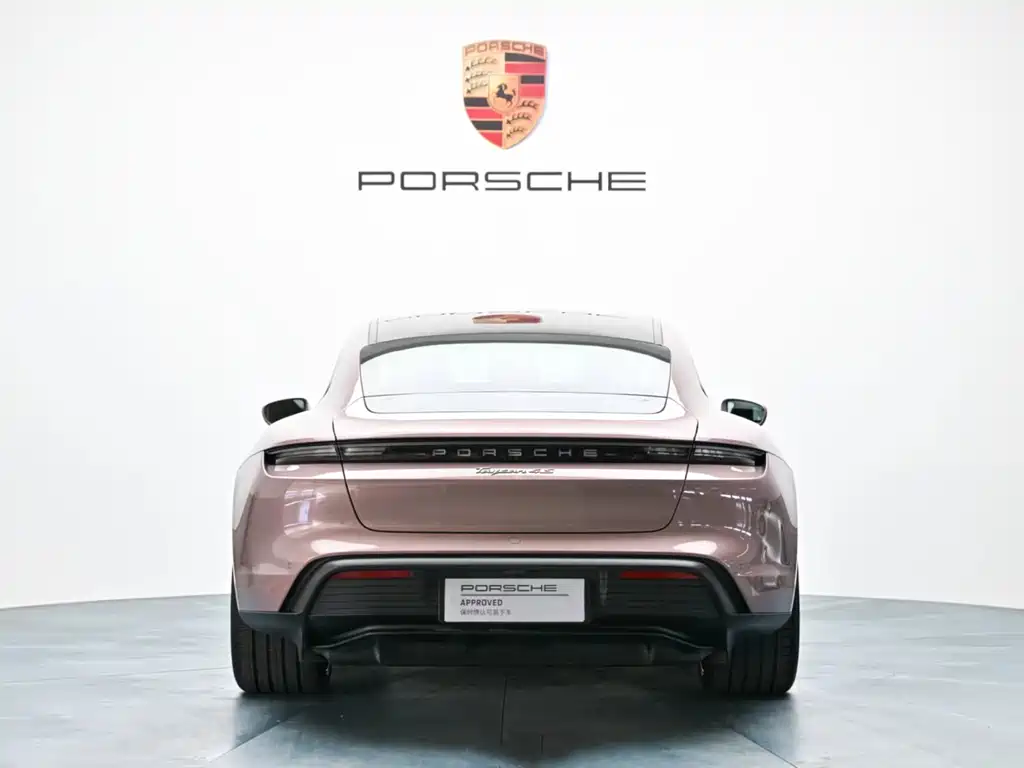 Porsche Taycan 2023 — фото 3