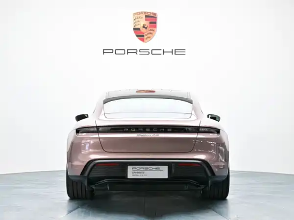 Porsche Taycan 2023
