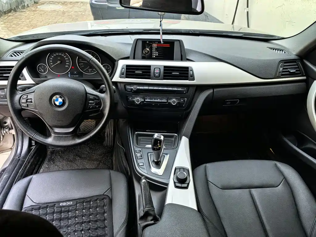 BMW 3 Series 2015