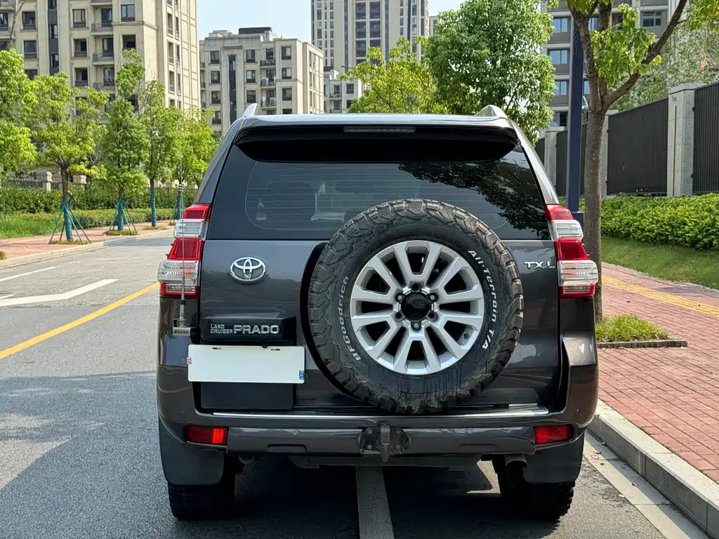 Toyota Prado 2018 — фото 8