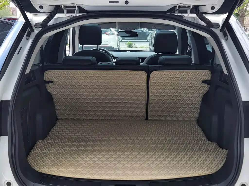 Land Rover Discovery Sport 2016 — фото 21