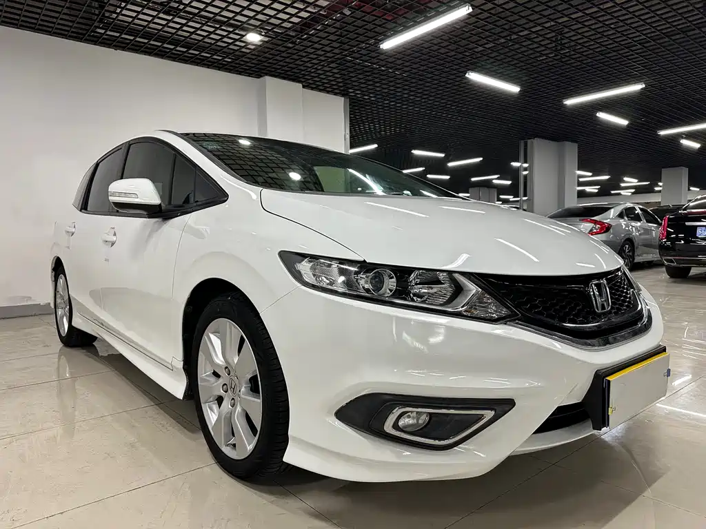 Honda Jade 2016 — фото 3