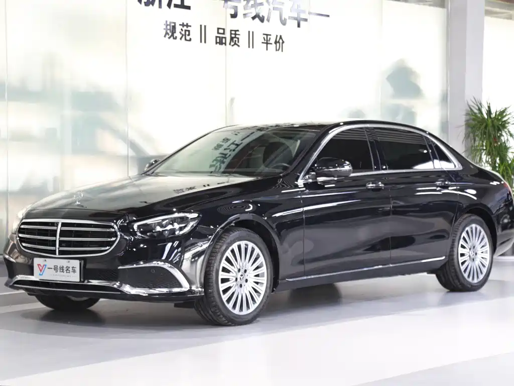 Mercedes-Benz E-Class 2023 — фото 2
