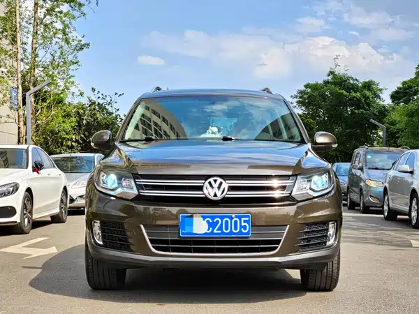 Volkswagen Tiguan 2015
