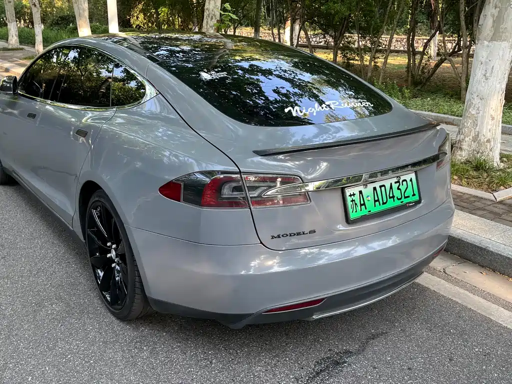 Tesla Model S 2015 — фото 6