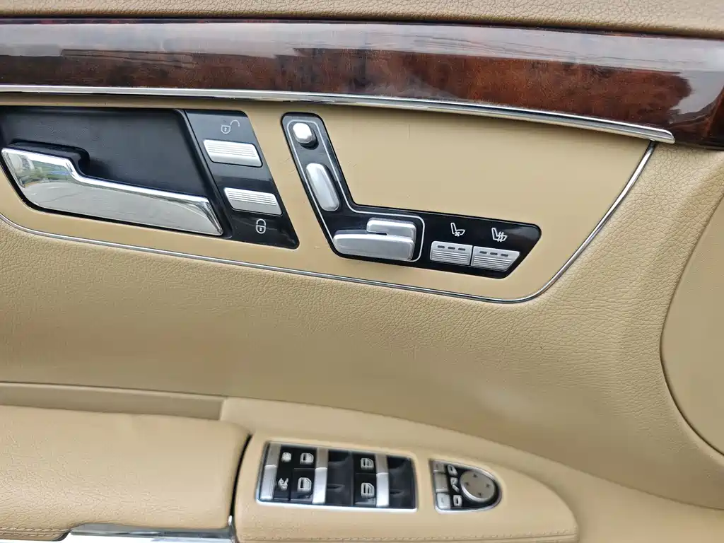 Mercedes-Benz S-Class 2011 — фото 21
