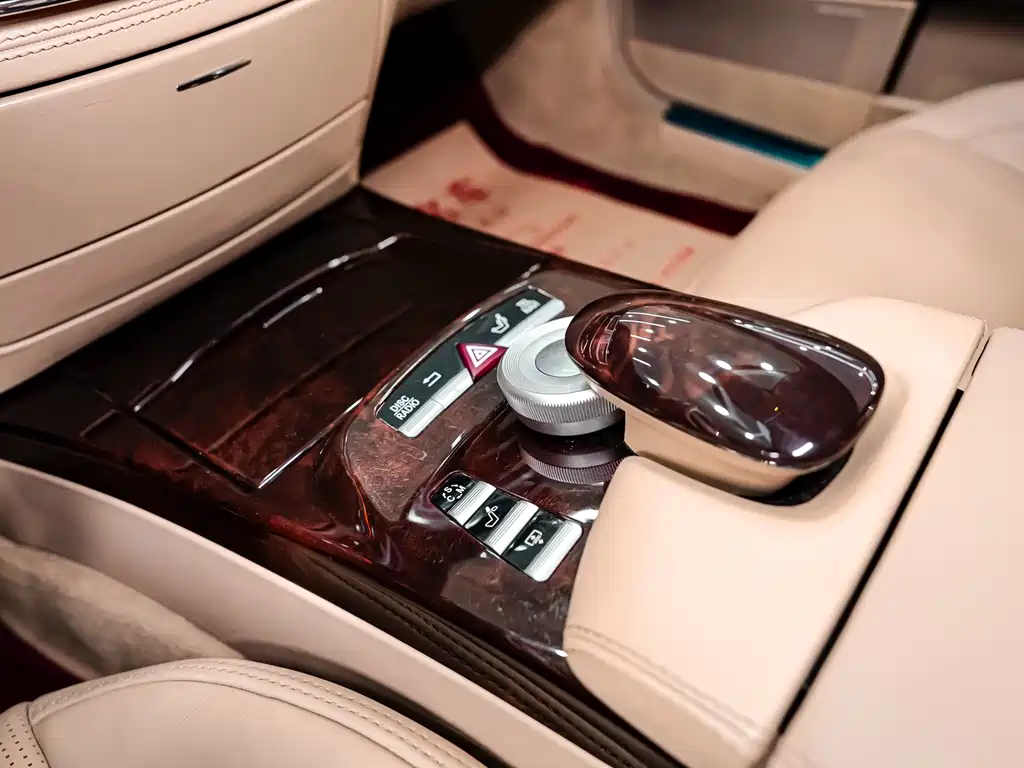 Mercedes-Benz S-Class AMG 2012 — фото 25