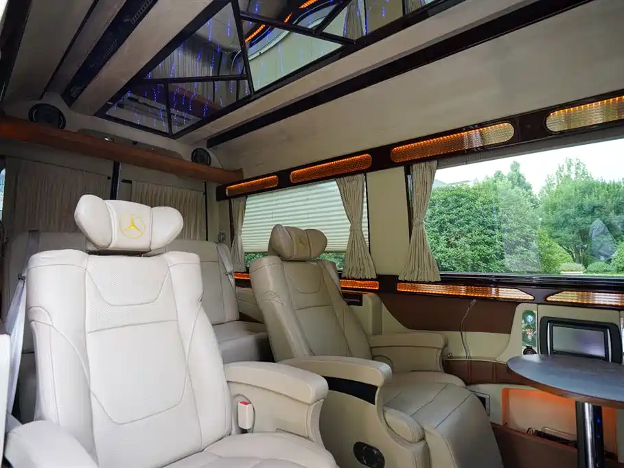 Mercedes-Benz Sprinter 2015 — фото 21