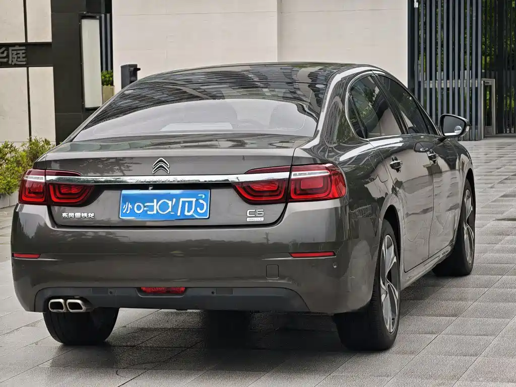 Citroën C6 2018 — фото 2