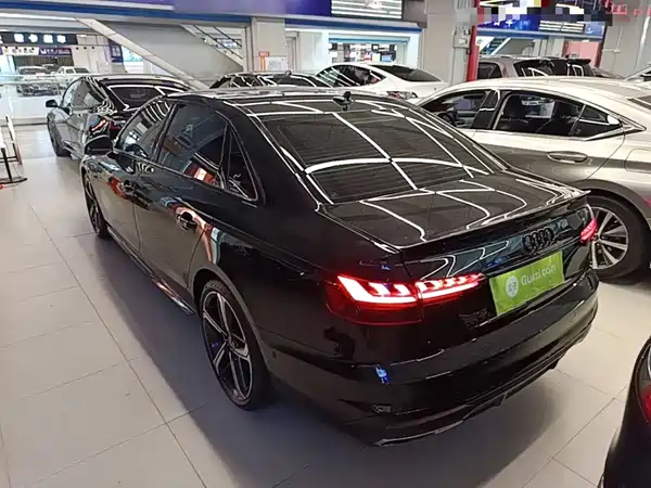 Audi A4L 2022