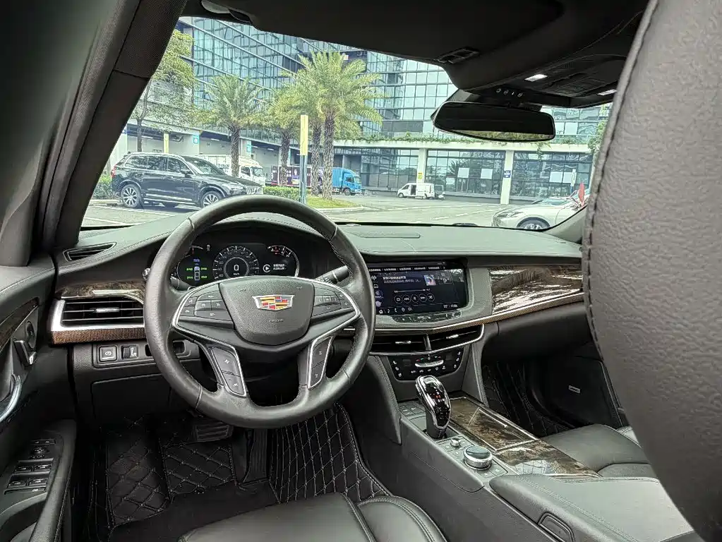 Cadillac CT6 2022 — фото 13