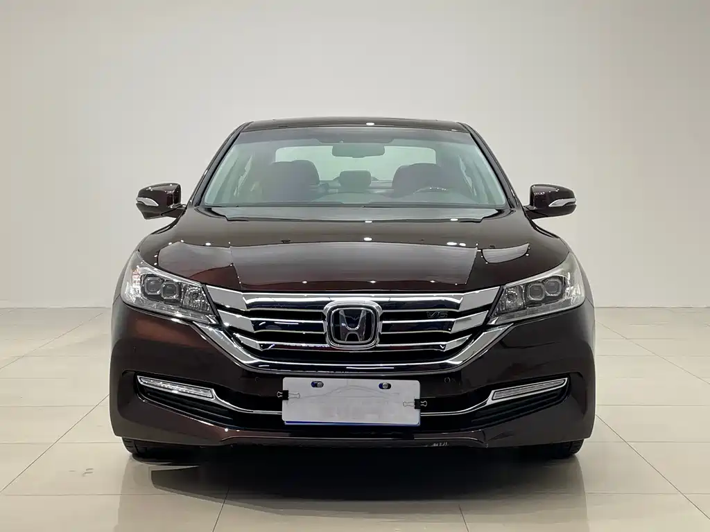 Honda Accord 2015 — фото 2
