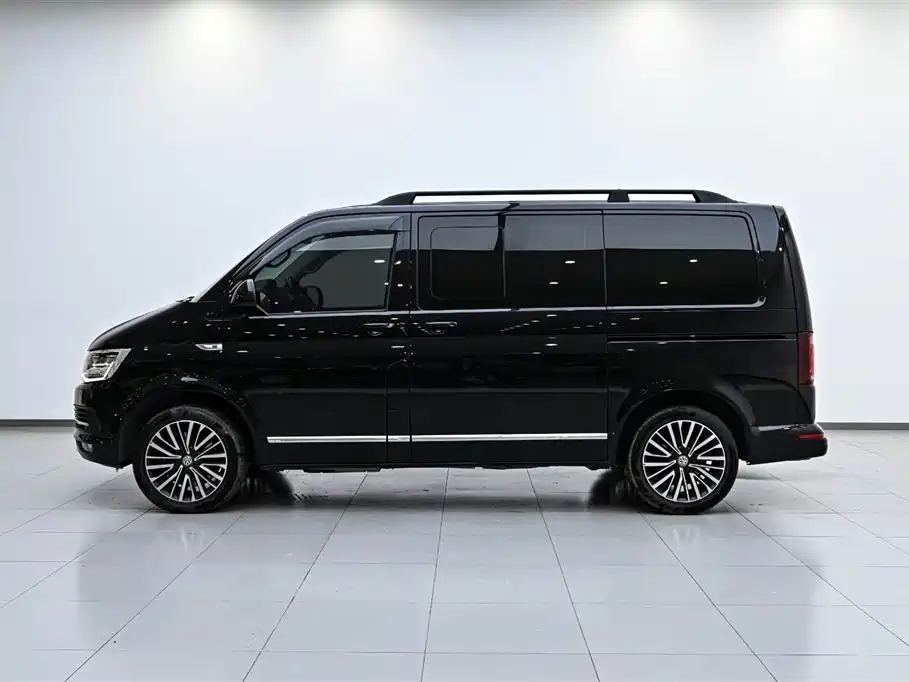 Volkswagen Multivan 2020 — фото 5