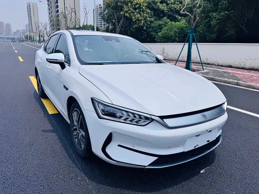 BYD Qin PLUS 2021 — фото 3