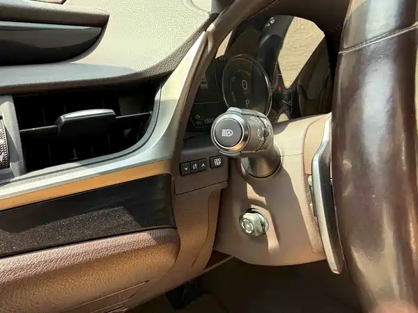 Lexus ES 2018