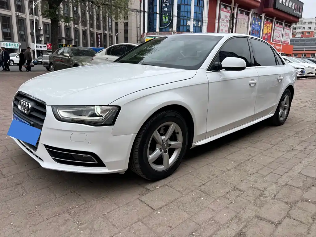 Audi A4L 2013