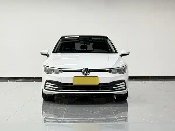Volkswagen Golf 2023