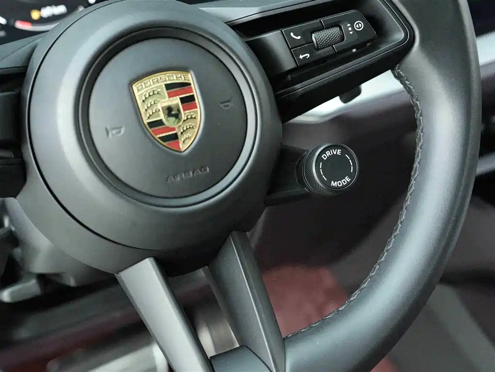 Porsche Cayenne 2024 — фото 19