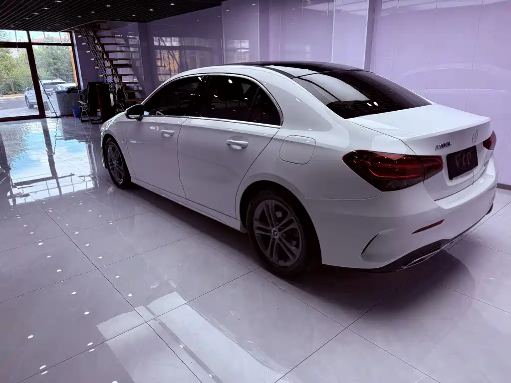 Mercedes-Benz A-Class 2022 — фото 5
