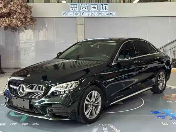 Mercedes-Benz C-Class 2021