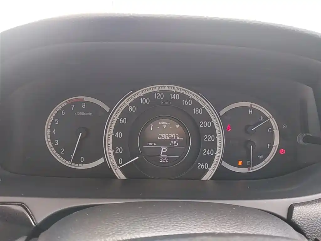 Honda Accord 2017 — фото 12
