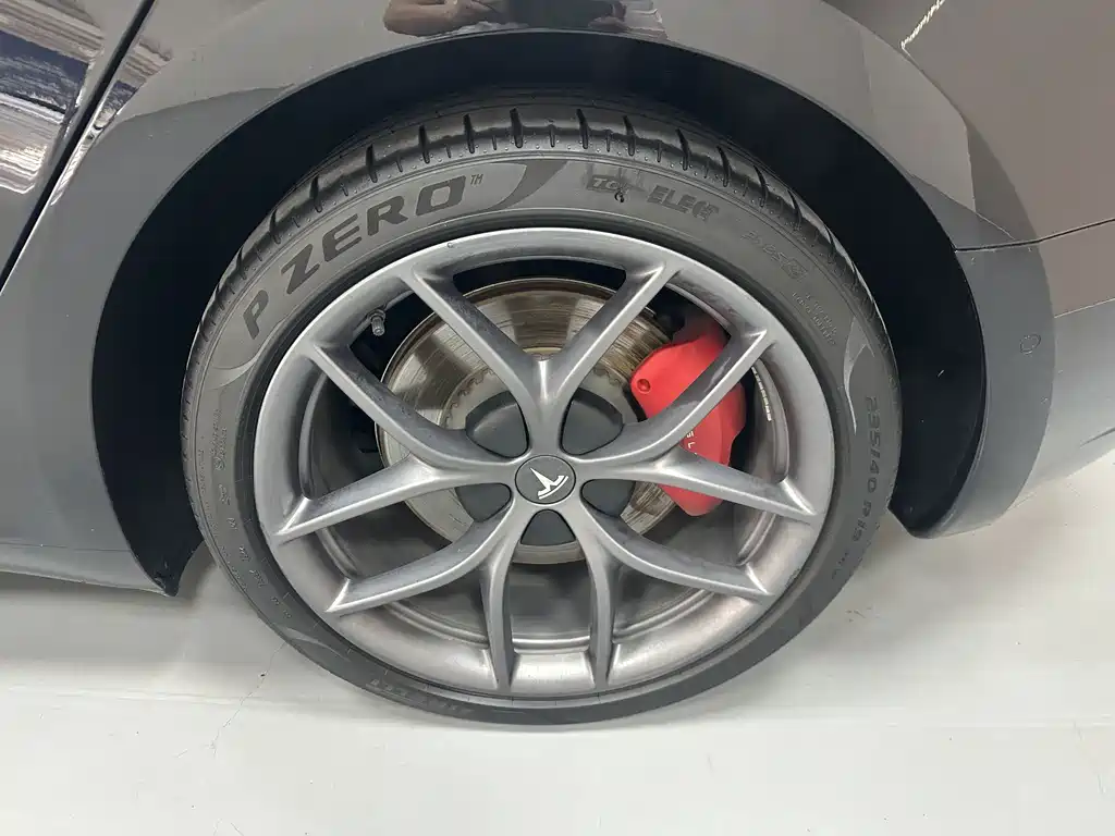 Tesla Model 3 2023 — фото 18