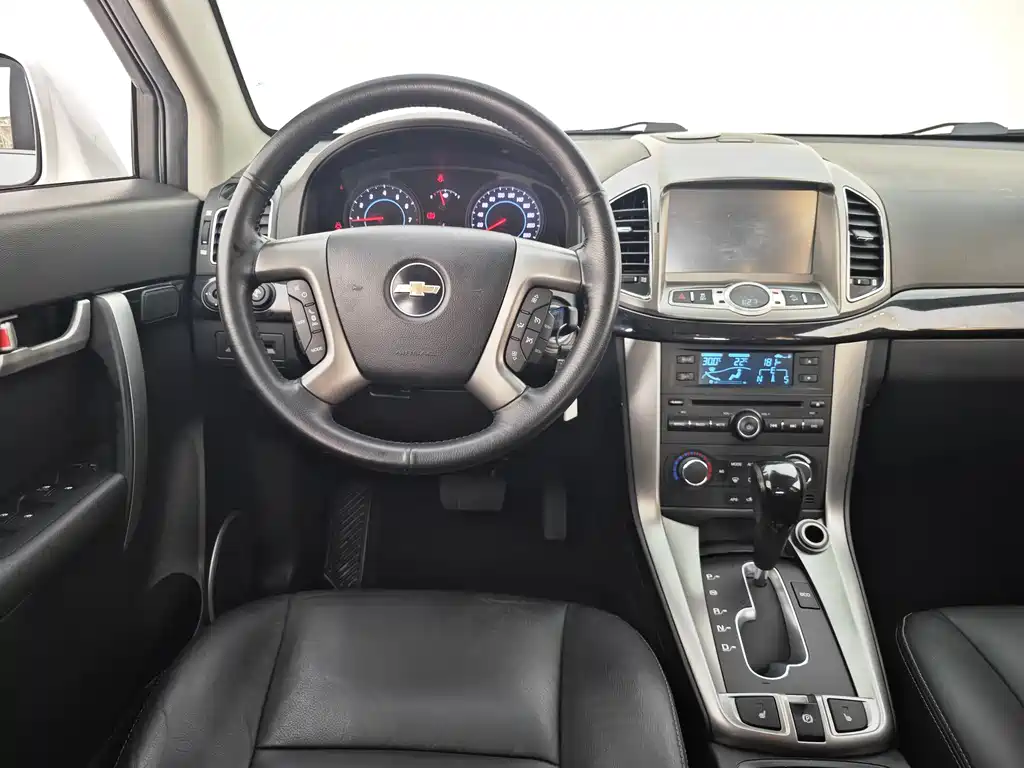 Chevrolet Captiva 2013 — фото 26