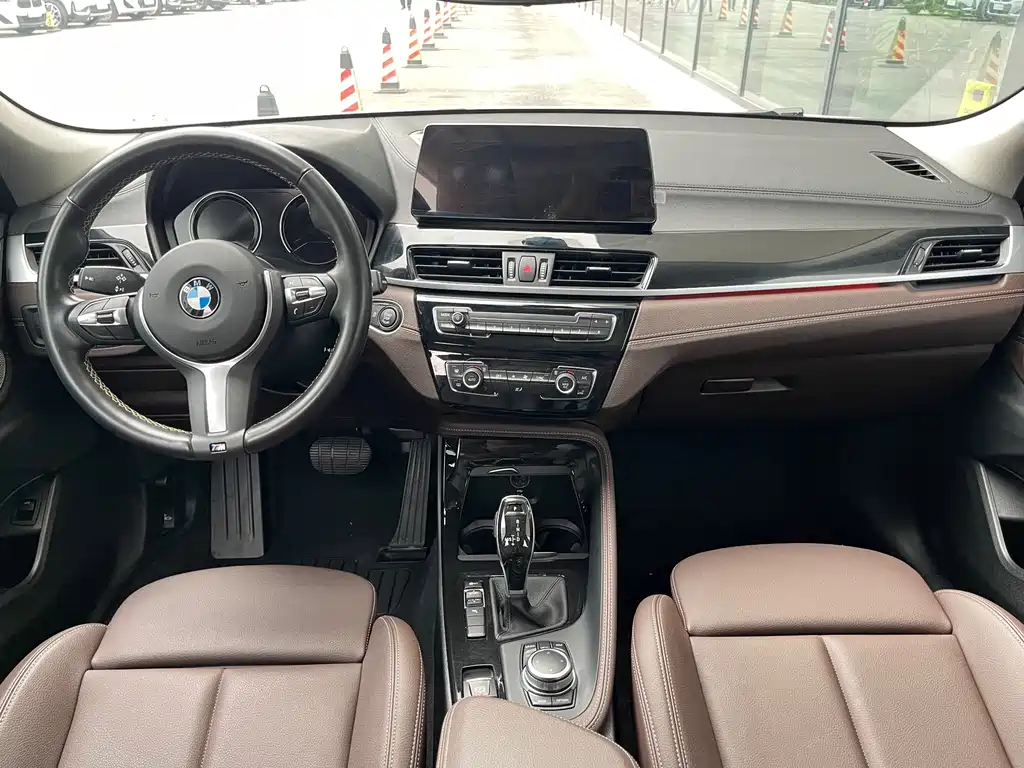 BMW X2 2023 — фото 10
