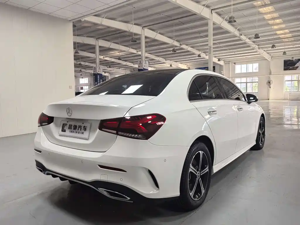 Mercedes-Benz A-Class 2023 — фото 4