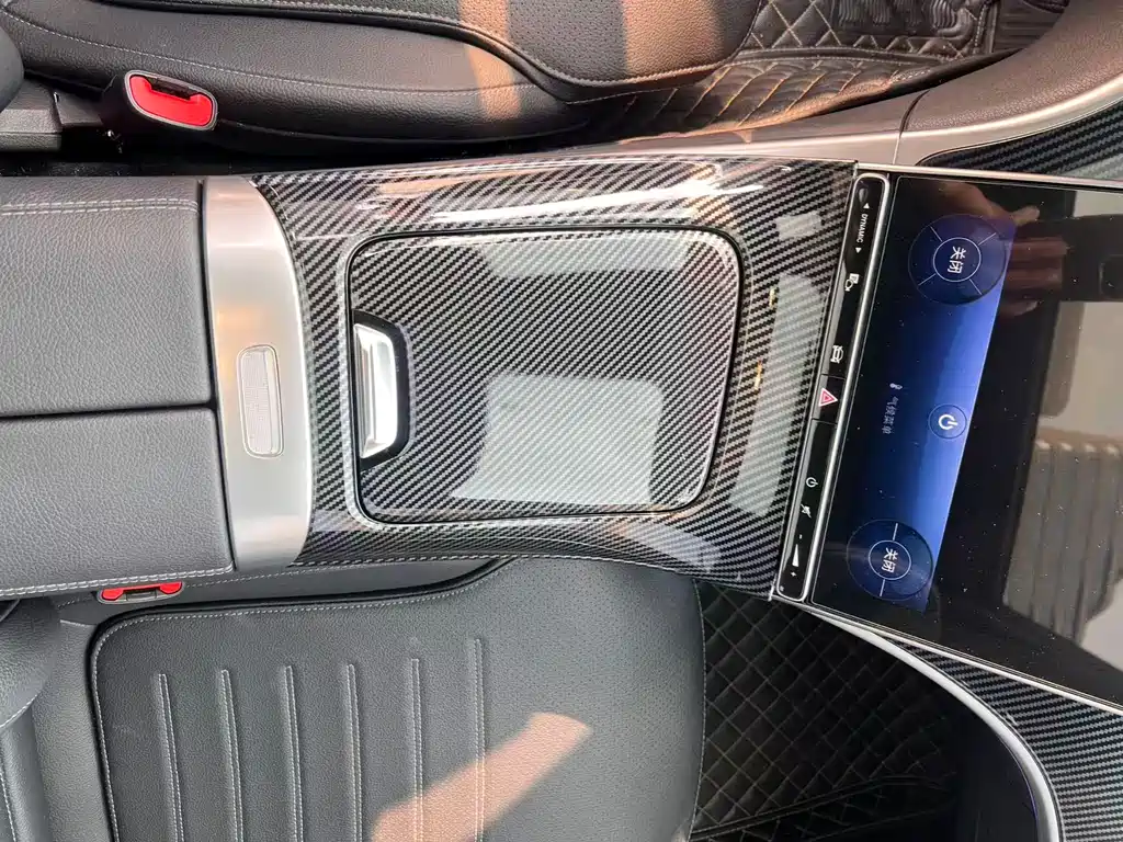 Mercedes-Benz C-Class 2023 — фото 16
