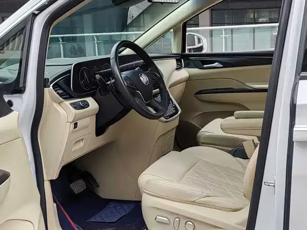 Buick GL8 2022