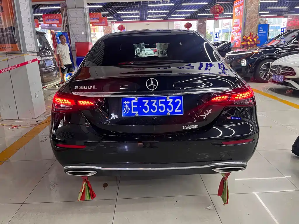 Mercedes-Benz E-Class 2023 — фото 5