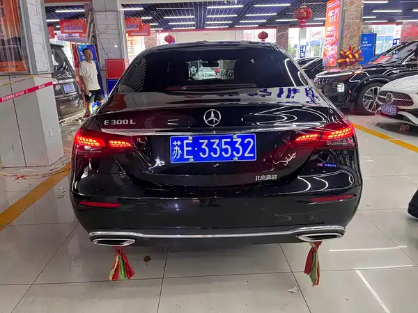 Mercedes-Benz E-Class 2023
