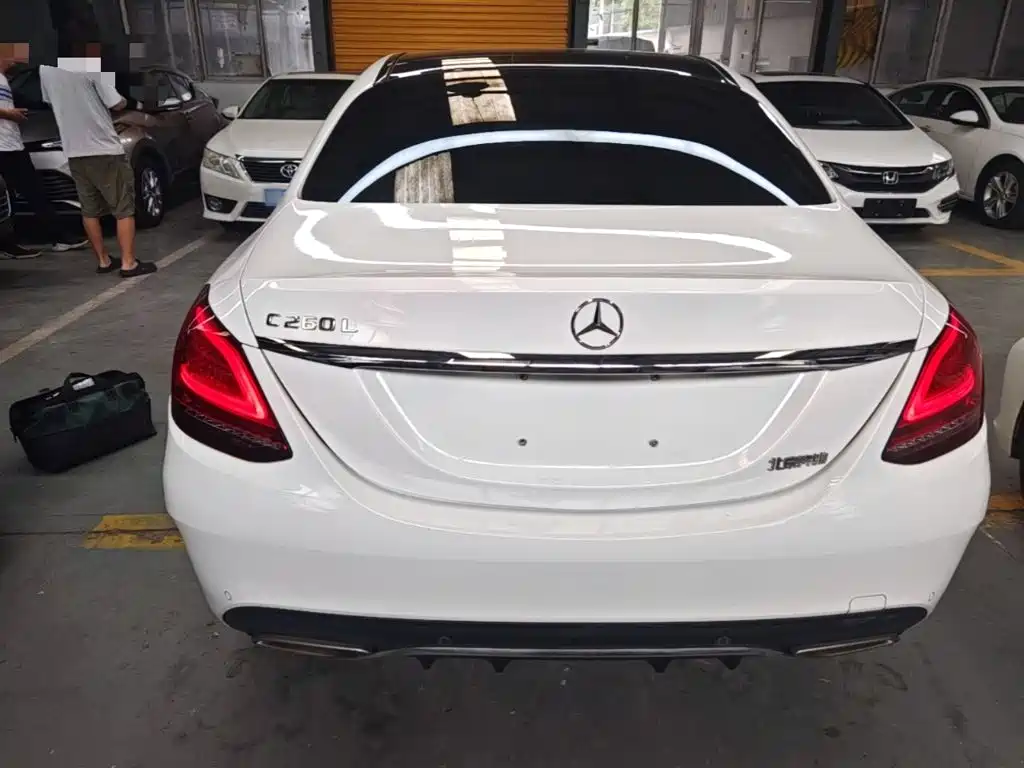 Mercedes-Benz C-Class 2020