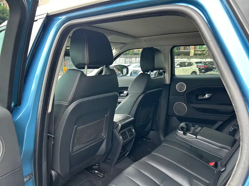 Land Rover Evoque 2013 — фото 16