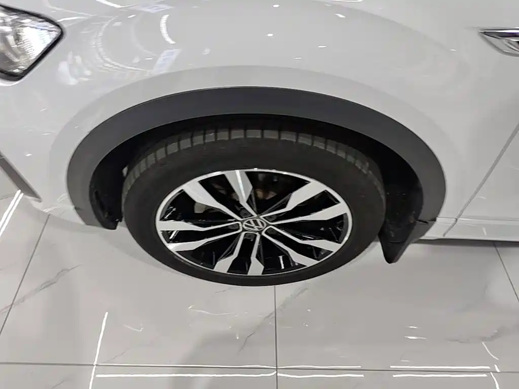 Volkswagen T-Roc 2021 — фото 23