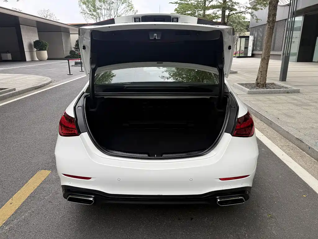 Mercedes-Benz C-Class 2022 — фото 21