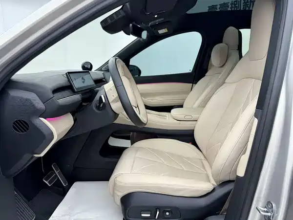NIO EC7 2023