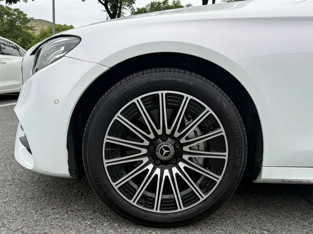 Mercedes-Benz E-Class 2019