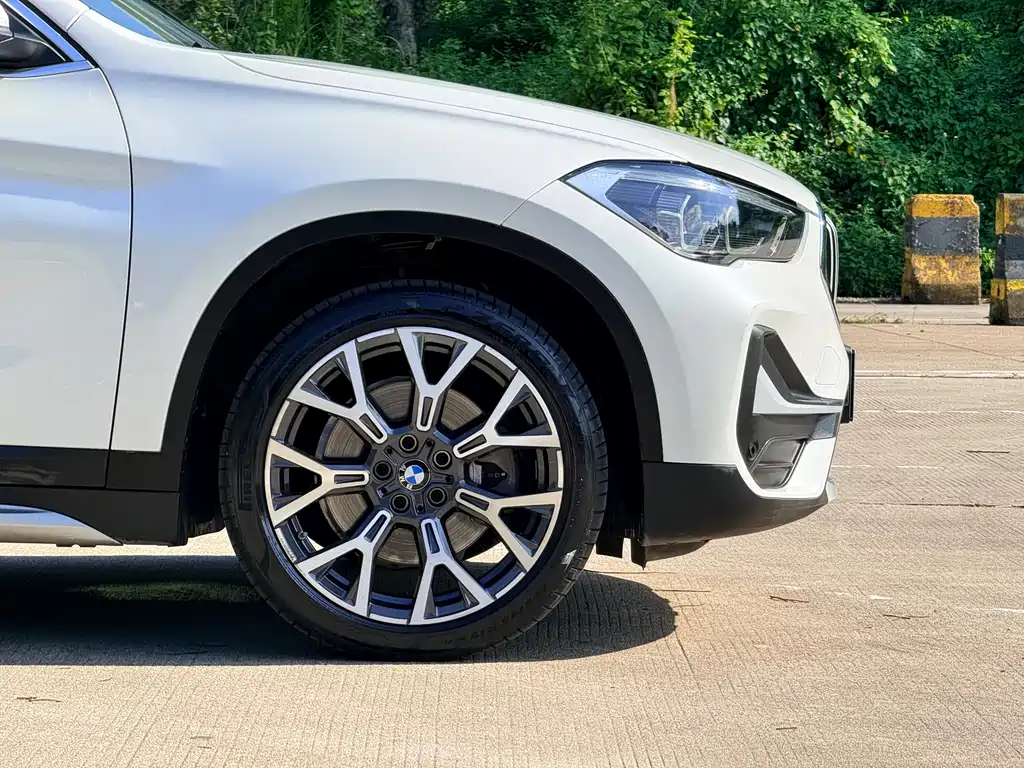 BMW X1 2022 — фото 12