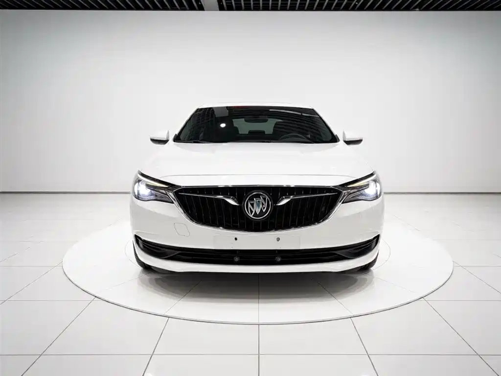 Buick Excelle 2019 — фото 3