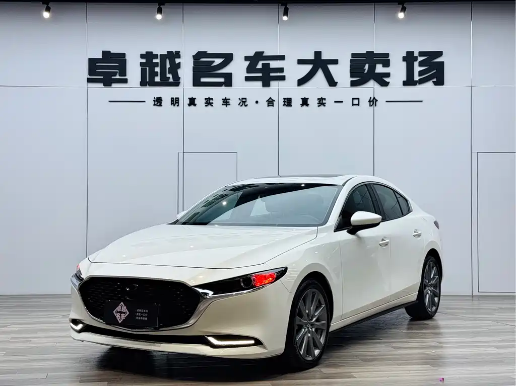 Mazda 3 Axela 2021 — фото 26