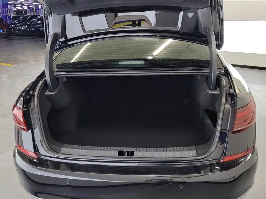 Volkswagen Passat 2022