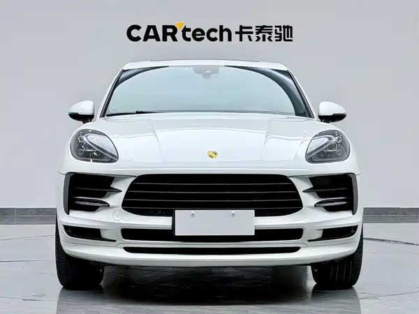Porsche Macan 2021