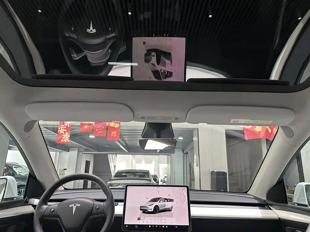 Tesla Model Y 2022 — фото 10