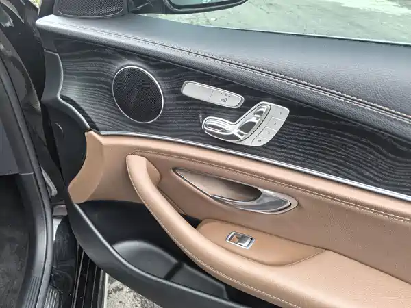 Mercedes-Benz E-Class 2021