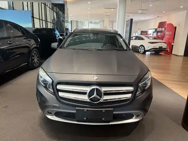 Mercedes-Benz GLA 2016